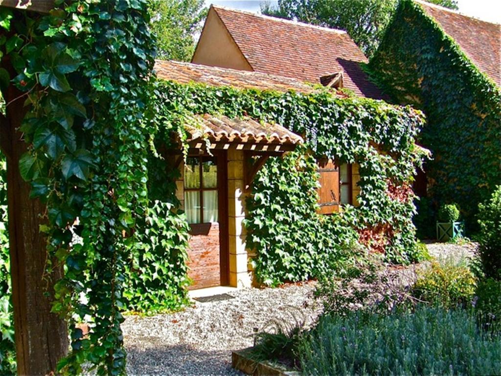 Le Domaine De La Millasserie Mauzac-et-Grand-Castang Экстерьер фото